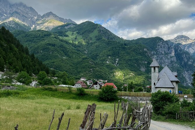 5 Days Hiking Tour to the north of Albania - Tirana sights before the mountains