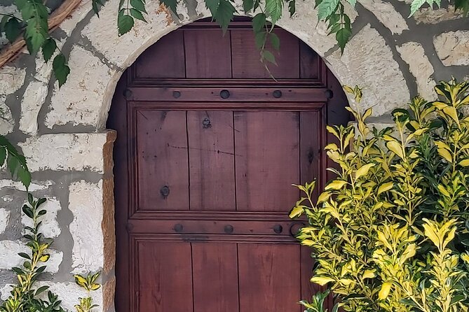 Berat Full Day Trip from Tirana - Optional Albanian lunch and free time