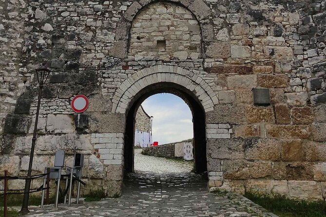 Berat - Unesco Heritage & Wine Tasting, Private Tour - Guide style and the human side of the day