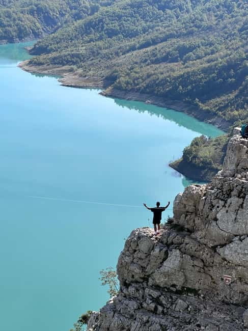 Bovilla Lake & Kruja Castle, Gamti Mnt Optn Hike by 4x4 SUV - Choosing between the hike and the van