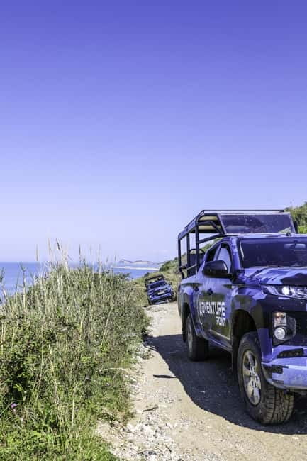 Bovilla Lake & Mount Gamti Expedition by 4x4 Safari car - The 15-minute walk up Mount Gamti