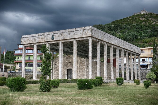 Day-trip Shkoder - Lezhe - Kruje - Kruje Castle and the story of Skanderbeg