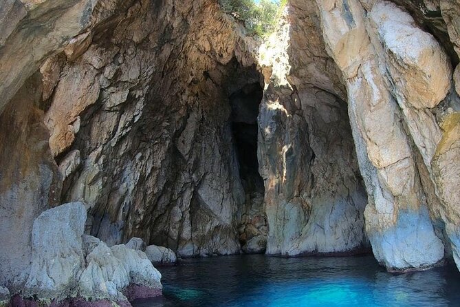 Dhermi: Boat tour of the coast to Filikuri beach - Couples Bay and the Secret Cave