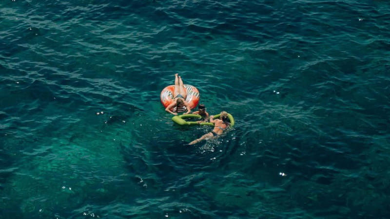 Durres & Tirana: Speed Boat Trip to Sazan, Karaburun & Cave - Who should book this trip