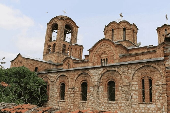 From Tirana/Durres/Golem: Prizren and Prishtina Full-Day Tour - Pickup, border crossing, and vehicle comfort