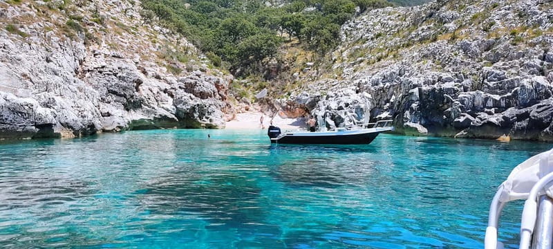 Grama Bay & Blue Cave: Snorkeling & Secret Beaches in Vlore - Why this boat day is different from a simple beach trip
