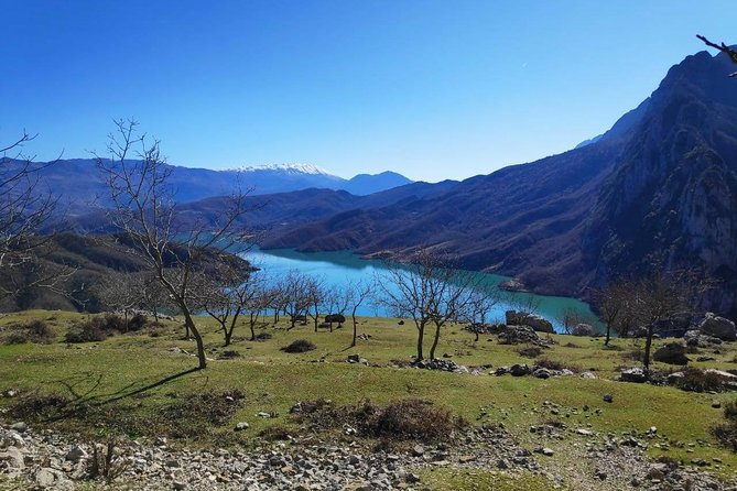 Hike Gamti Mountain with Bovilla lake view & canyon- From Tirana - Gamti’s rocky balcony and the lake below