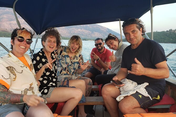 Ksamil: Mussel Sailing Tour with Food and Drink in Albania - Sunset on the return ride
