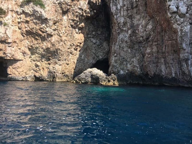 Panorama Boat Trip - Why the Private Group Format Matters