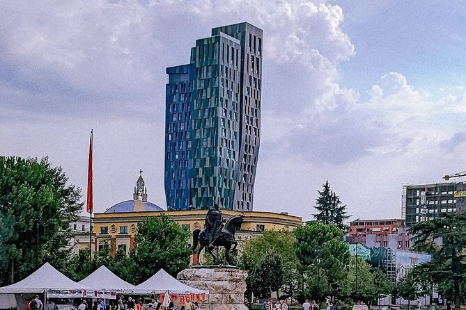 Panoramic City Tour Tirana - Blloku, from restricted district to social center