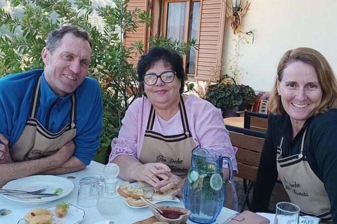 Prepare Osa with Teta Marjeta - Why cooking at Marjeta’s home matters