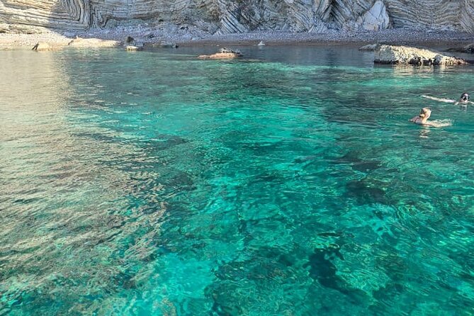 Private Sunset Boat tour to Kroreza & Kakome with snorkelling. - Milot Cave is a quick photo stop