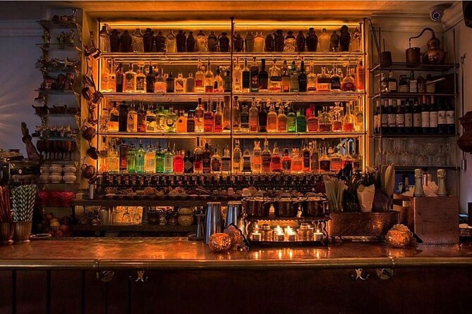 Pub Crawl Tirana - The first bar sets the tone