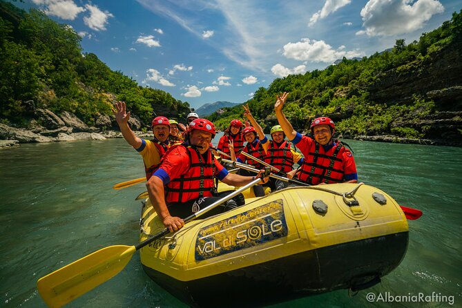 Rafting Vjosa River Gjirokastër Albania ARG - Guides and safety on the water
