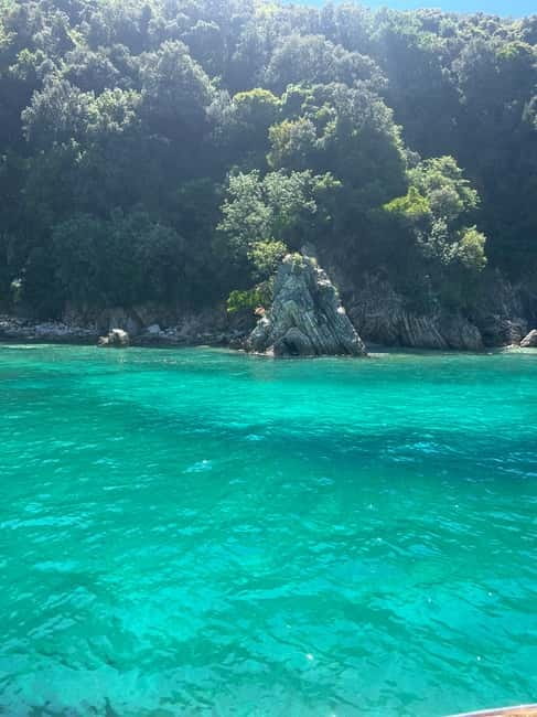 Saranda: Boat tour to 7 destinations end snorkeling - Two to three hours at Krorez