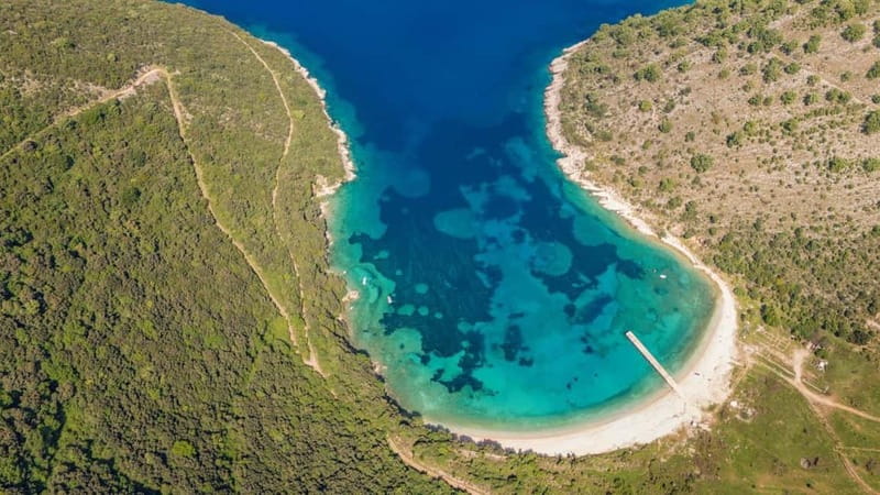 Saranda: Boat Tour to 7 Destinations with Beach Umbrella - Secret Beach and Turtle Cave on the way back