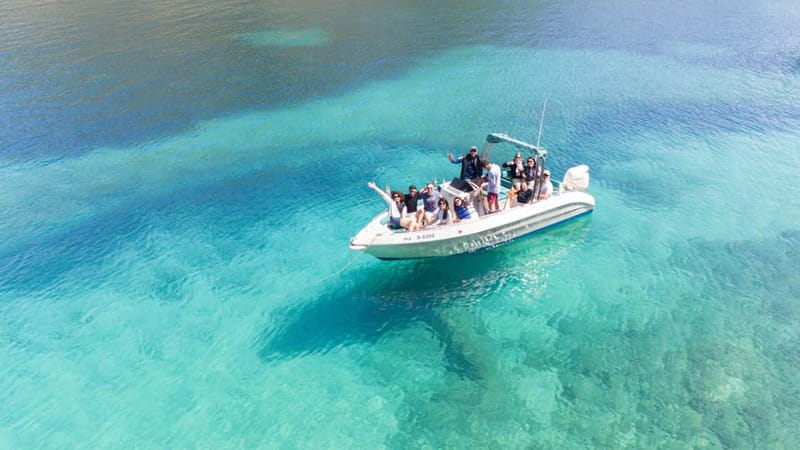 Saranda: Boat Tour to 7 Destinations with Beach Umbrella - Gremina and Kakome: early swimming stops