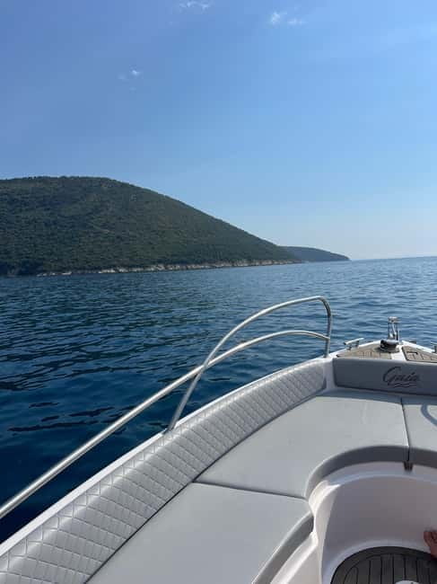 Saranda:Boat Tour to Kroreza with snorkelling,&umbrellas - Turtles Cave and the first Ionian swim