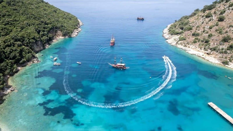Saranda:Boat Tour to Kroreza with snorkelling,&umbrellas - What to bring and what to watch for