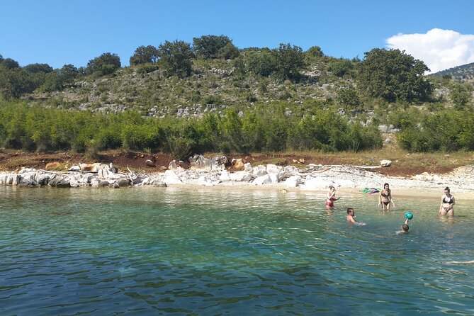 Saranda Boat Tours Discover 6 breathtaking destinations in a day - Krorez: the main beach stay