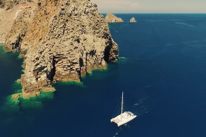 Saranda Catamaran VIP to Krorez and Kakome Beach with Lunch - Krorëza Beach and its turquoise water