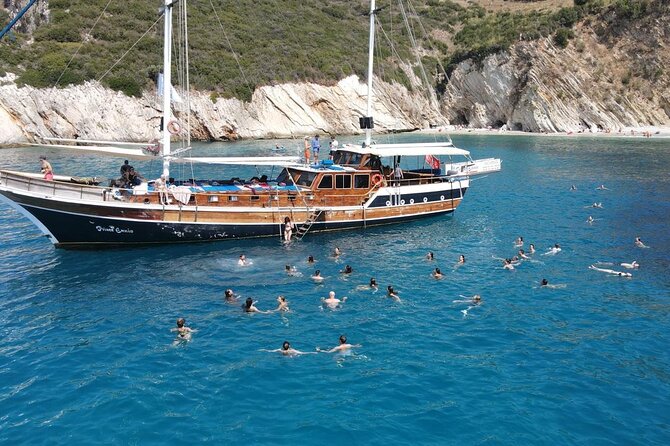Saranda Prince Ennio-Daily Yacht Tour - Timing, meeting point, and weather planning