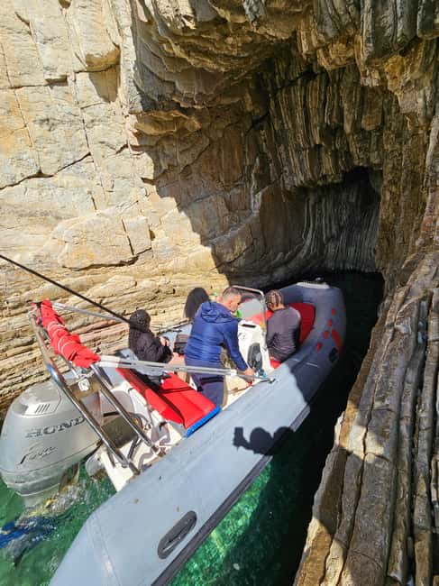 Sarandë: Boat Tour to Kroreza with Snorkel and free Umbrella - Turtle Cave and Secret Beach add a final surprise