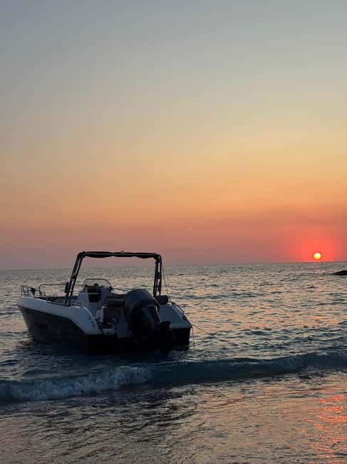 Sarandë: Sunset boat tour with local wine - Meeting the boat near Limani Restaurant