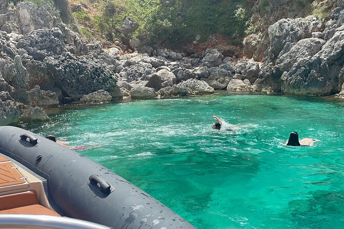 Speed Boat Tour to National Park and Grama Bay - Food, drinks, music, and the party-boat question