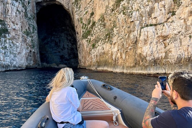Speed Boat Tour to National Park and Grama Bay - Starting in Vlorë and reaching Haxhi Ali Cave