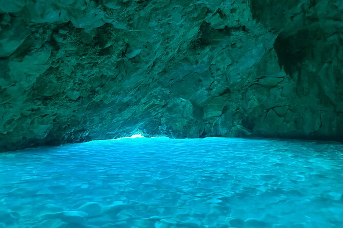 Speed Boat Tour to Vlore's Secret Blue Cave at Grama Bay - Bristani Bay: beautiful, but only 15 minutes