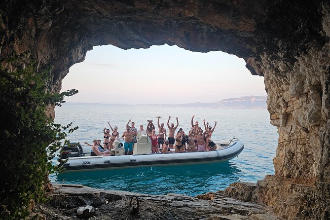 Speed Boat Trip to Haxhi Ali Cave and Karaburun Beach - Guide service and the group atmosphere