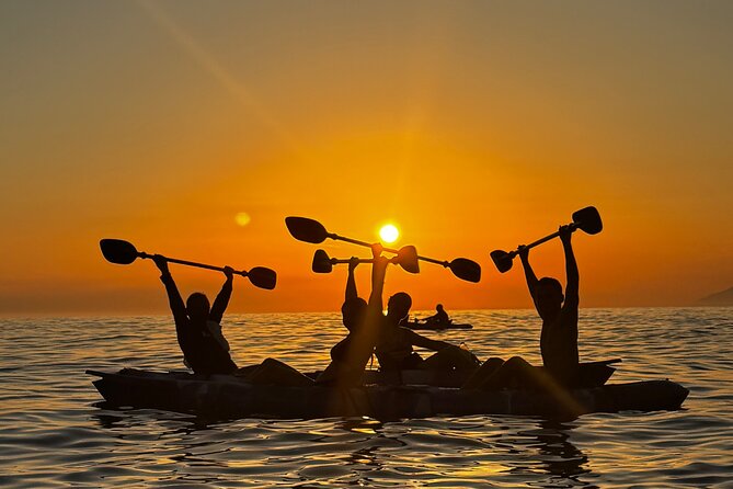 Sunset kayak/Sup tour - Lukova caves and Secret beaches - Starting at Lukova Beach with a Simple Lesson