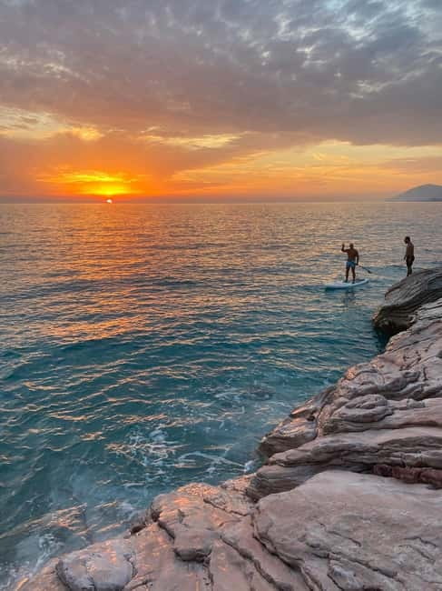 Sunset kayak/Sup tour - Lukova tiny caves and Secret beaches - Paddling on to Pink Beach