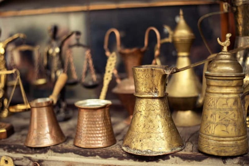 Tirana: Guided Walking Tour Breakfast & Lunch Included - Mengjezore and the Albanian breakfast