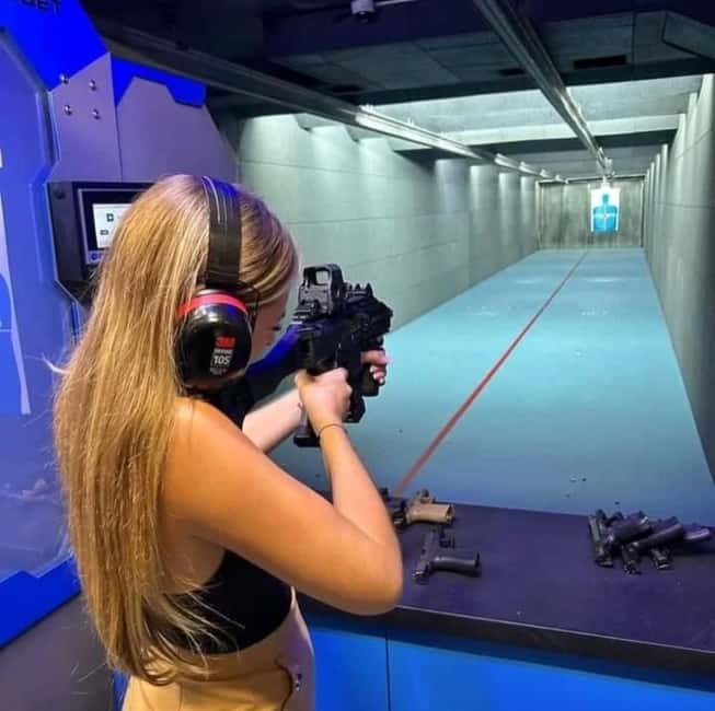 Tirana: Poligon Shooting Range with Gun & Transport - Choosing between handguns and rifles