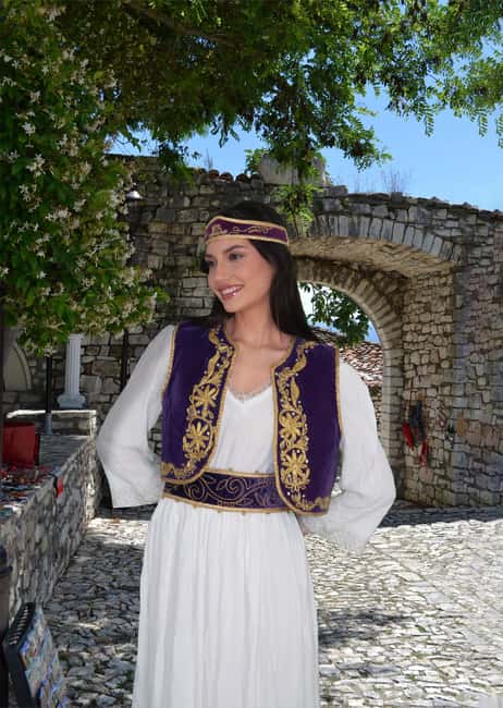 Tirana: Traditional Photoshoot in Albanian Costumes - Key points to know before booking