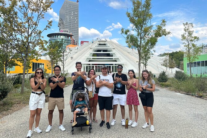 Tirana Walking Tour around the Historic Centre - Modern art, Bunk’Art 2, and Murat Toptani Road