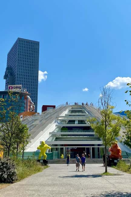 Tirana Walking Tour & Bunk'Art 2 entrance - Blloku: from restricted quarter to social center