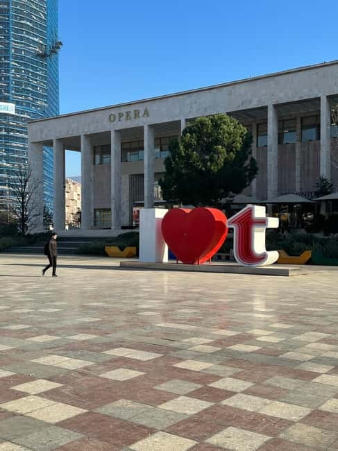 Tirana: Walking Tour through Attractions of Historic Center - Postbllok and the House of Leaves