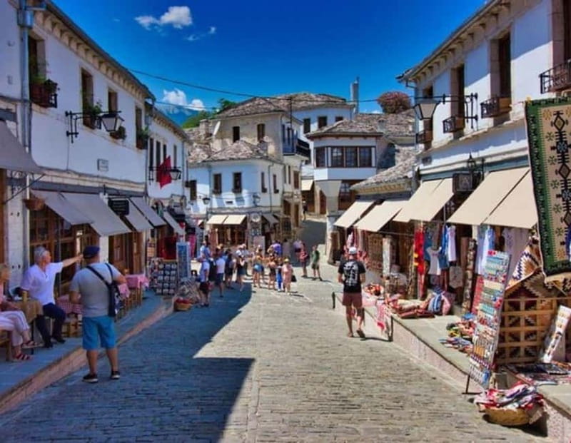Tour and guide Blue Eye- Gjirokaster - The Blue Eye: a spring that looks almost unreal