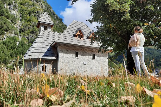 Tour of Komani, Valbona, Thethi, Blue Eye in three days - Day 2: The Rrogami Waterfall and Valbona Pass
