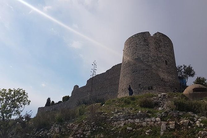 Visit The National Park of Blue Eye and The Fortress of Lekuresi - Timing, group size, and the real pace