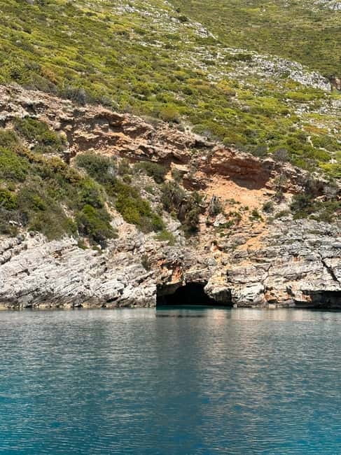 Vlora: Grama Bay and Blue Cave Speedboat Tour Adventure - Dafina Bay: The Main Swimming Stop
