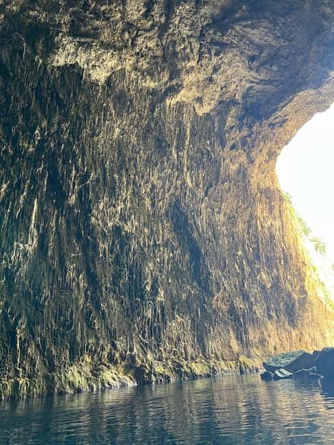 Vlore: Explore Sazan Island & Haxhi Ali Cave by Speedboat - Weather, timing, and seasonal planning