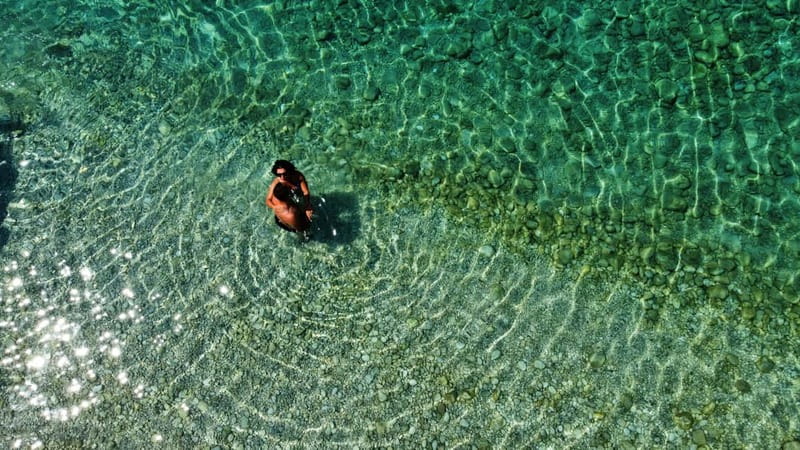 Vlore: Haxhi Ali Cave and Dafina Cave Speedboat Tour - Dafina Cave and its small beach