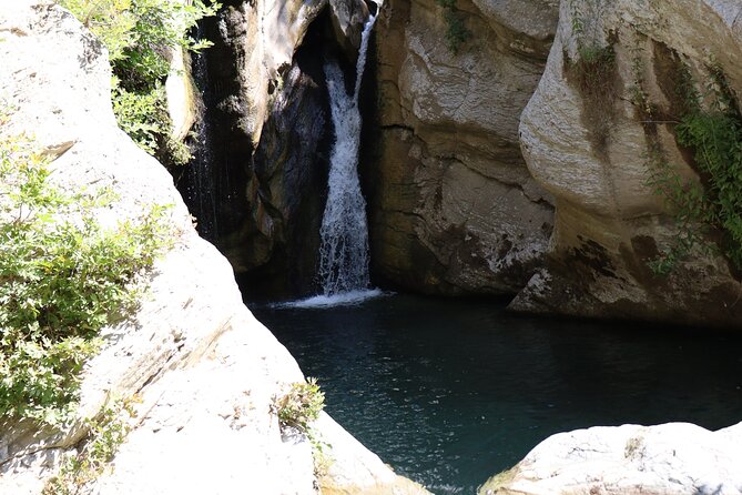 Waterfalls and wine flows - Bogova waterfall and Alpeta Winery Winetasting tour - Should you book the Bogova and Alpeta tour?