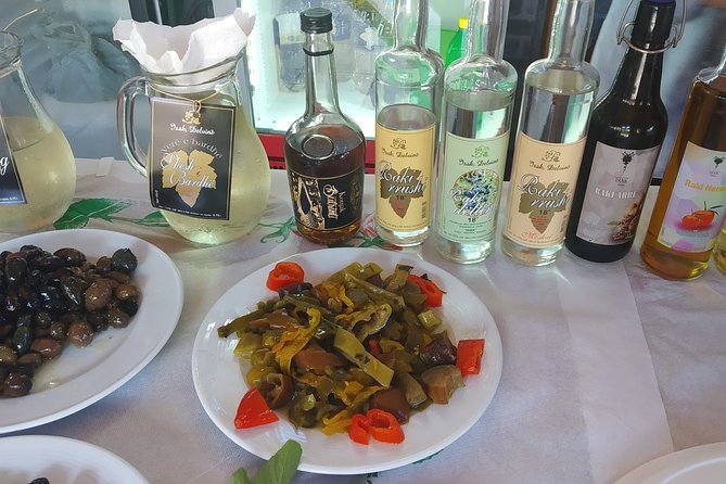 Wine and Raki tasting tour - Why the castle stop adds value